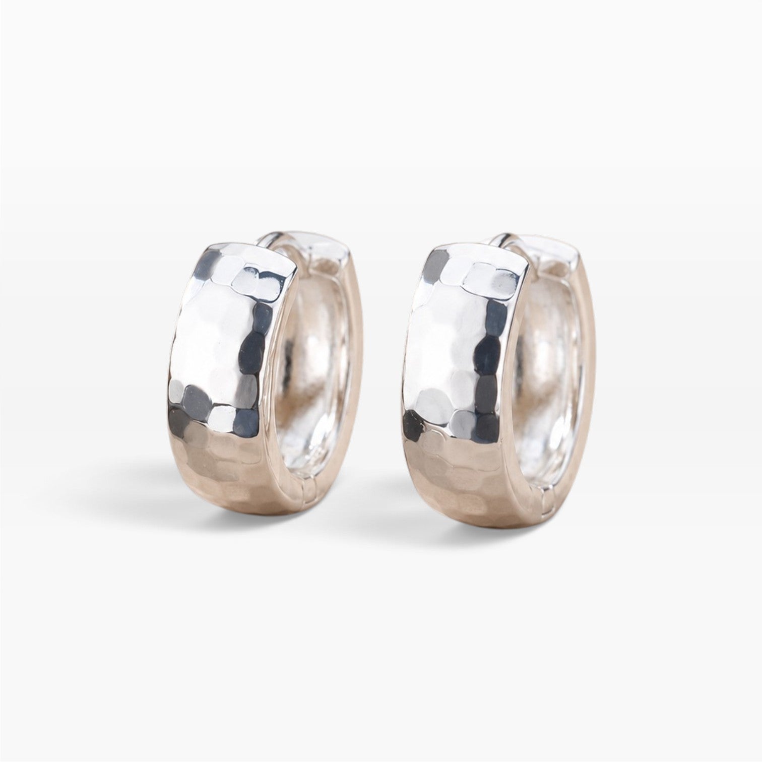 Éclat - Hammered Hoops