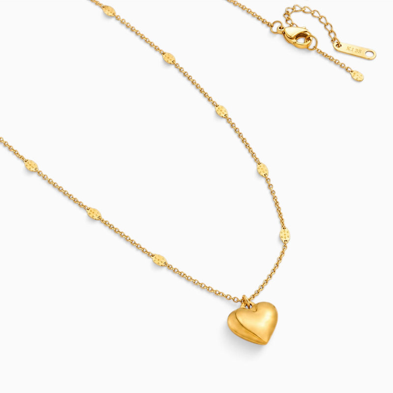 Amora - Heart Necklace